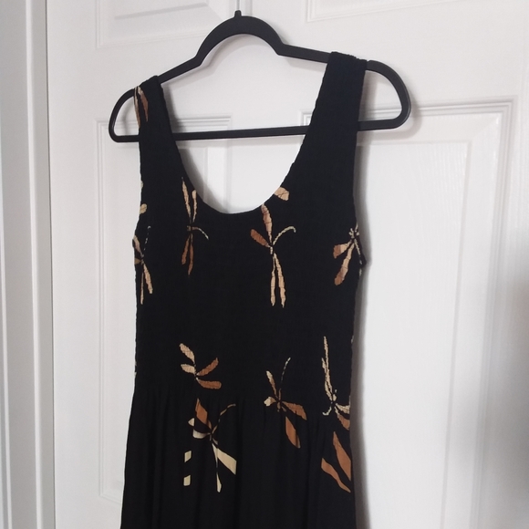 The Pyramid Collection Ladies Sundress - Picture 9 of 9